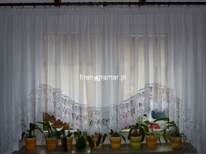 Firanka M z markizety z 30 cm gipiurą na 250 cm karnisz 